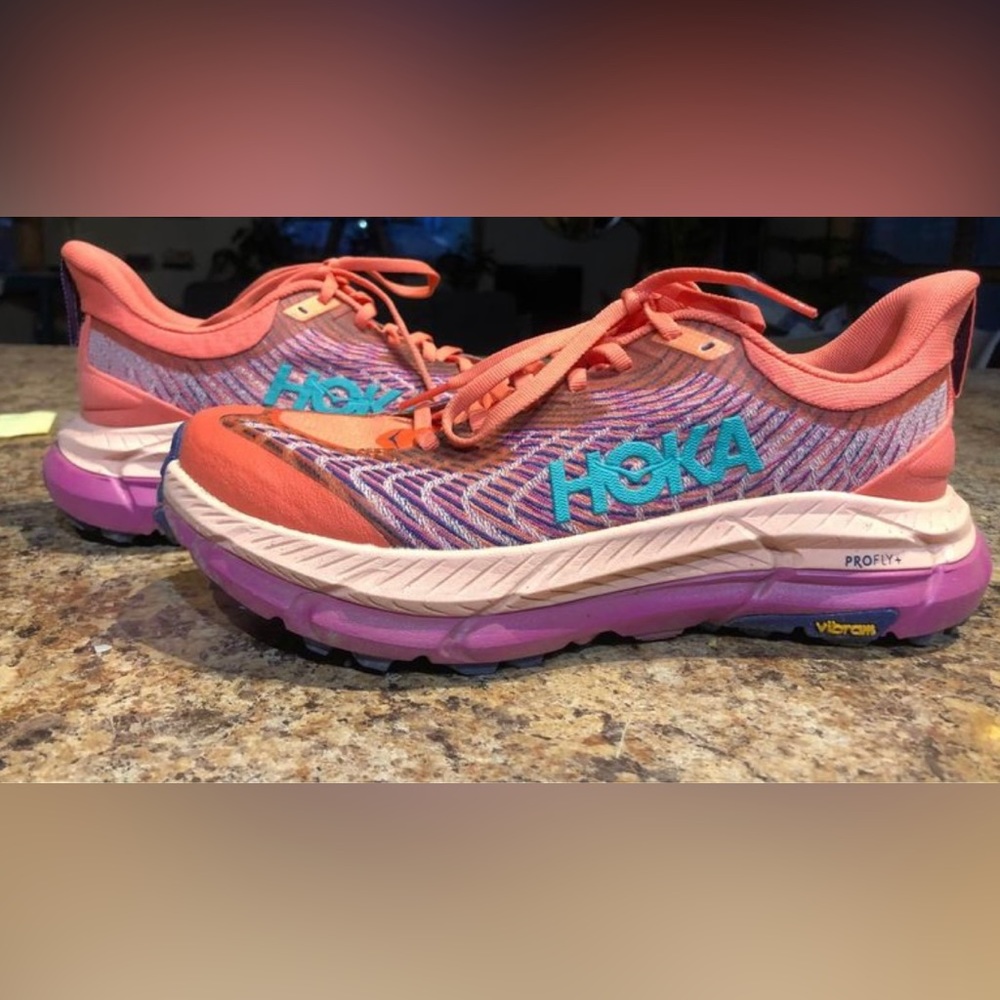 Hoka Mafate Speed 4 Trail runner